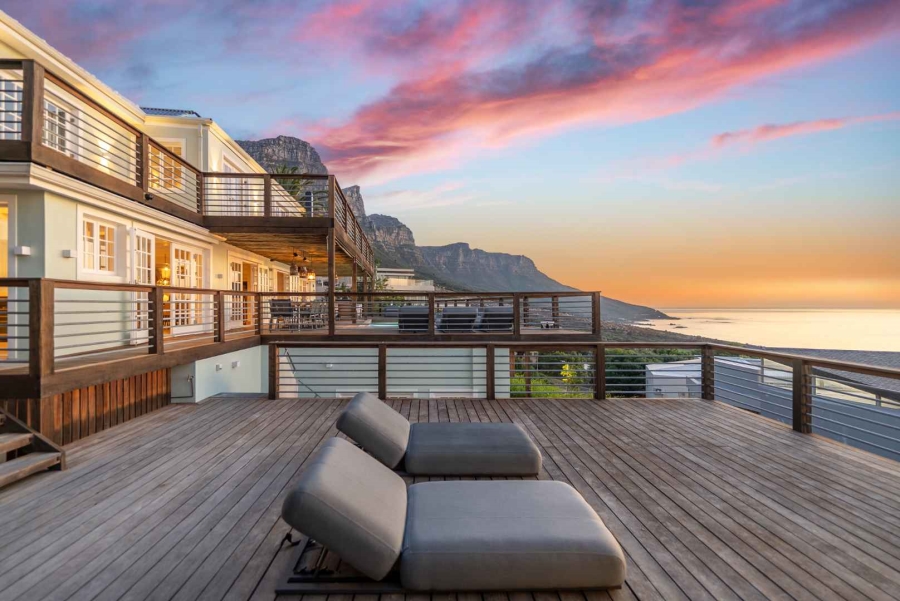 6 Bedroom Property for Sale in Camps Bay Western Cape